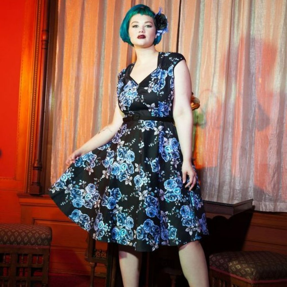 Pinup girl clothing Heidiflower Dress